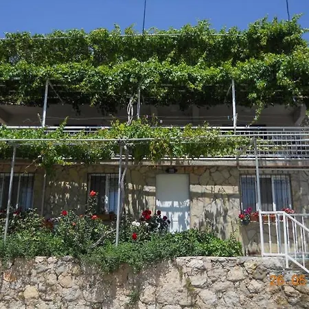 Soeguet Ada Pansiyon Séjour chez l'habitant *